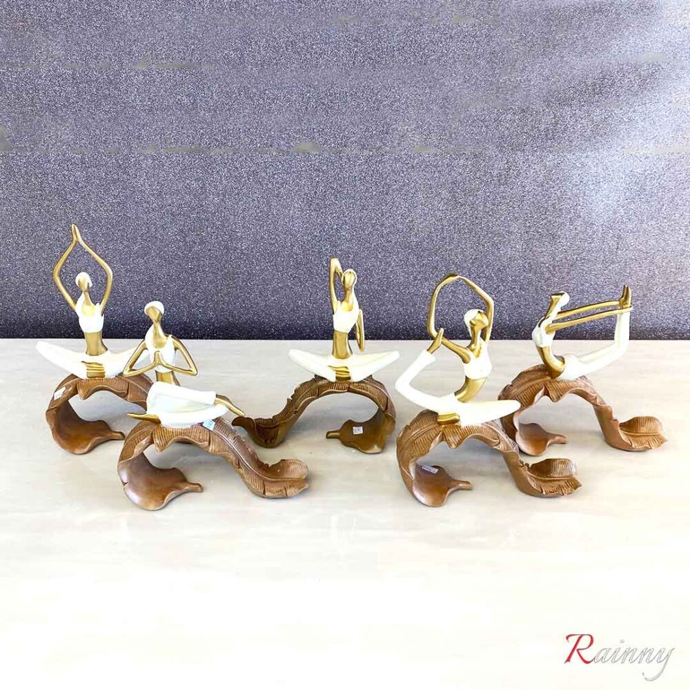 Dec 8140-white Yoga Lady