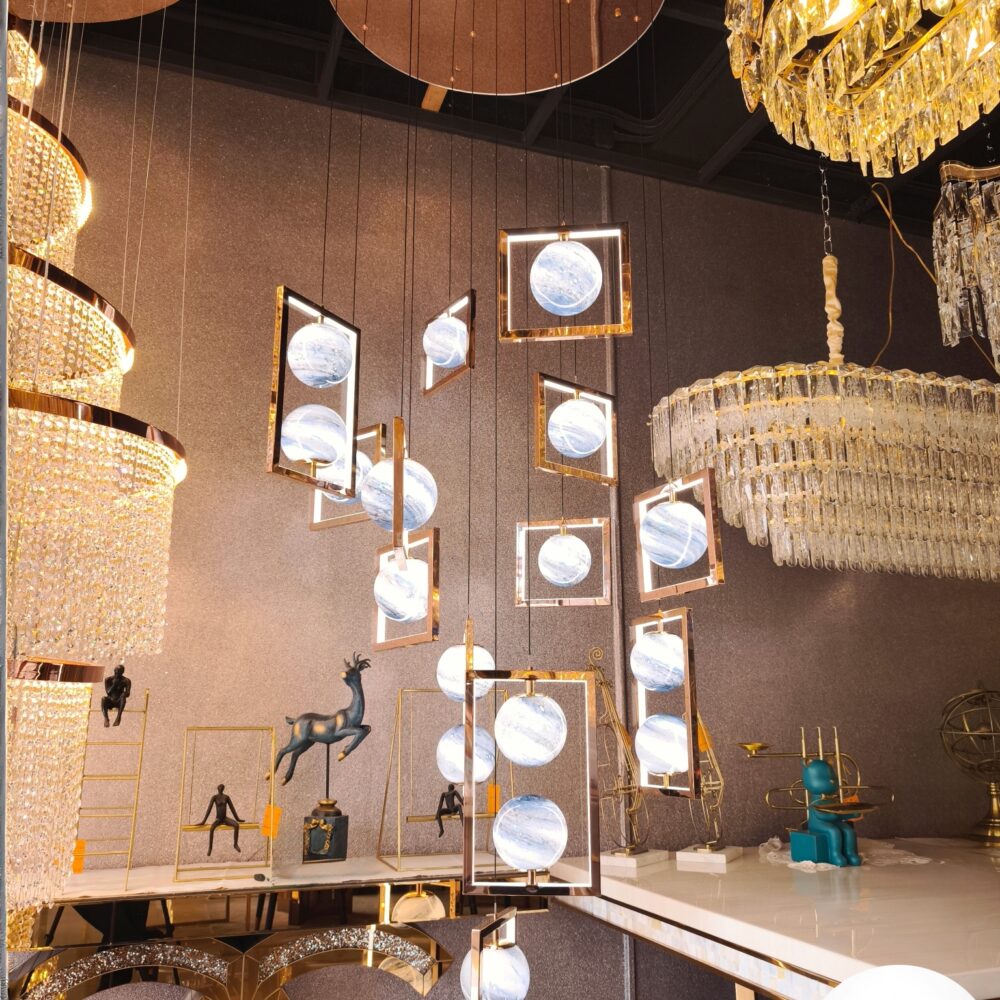 2.MO 7248-18 Modern Lamp