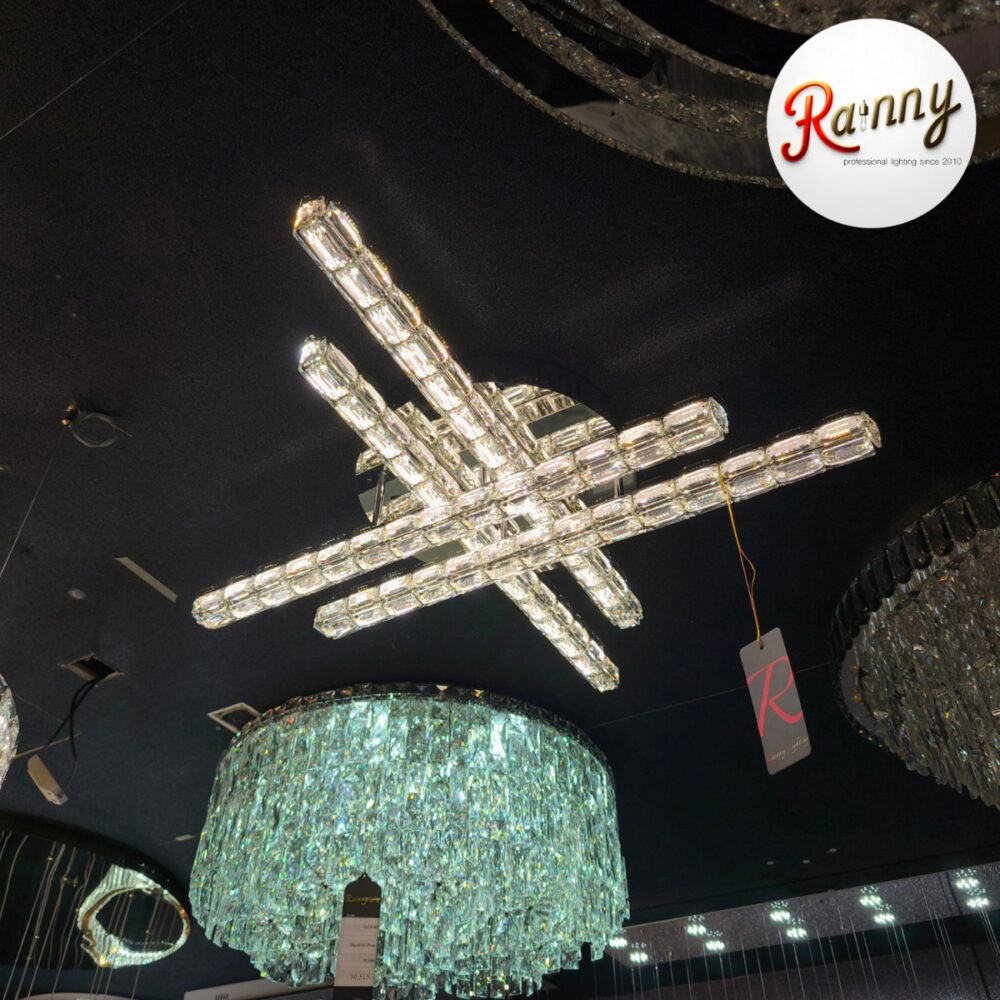 0.ML 8860-4 Modern Luxury Lamp