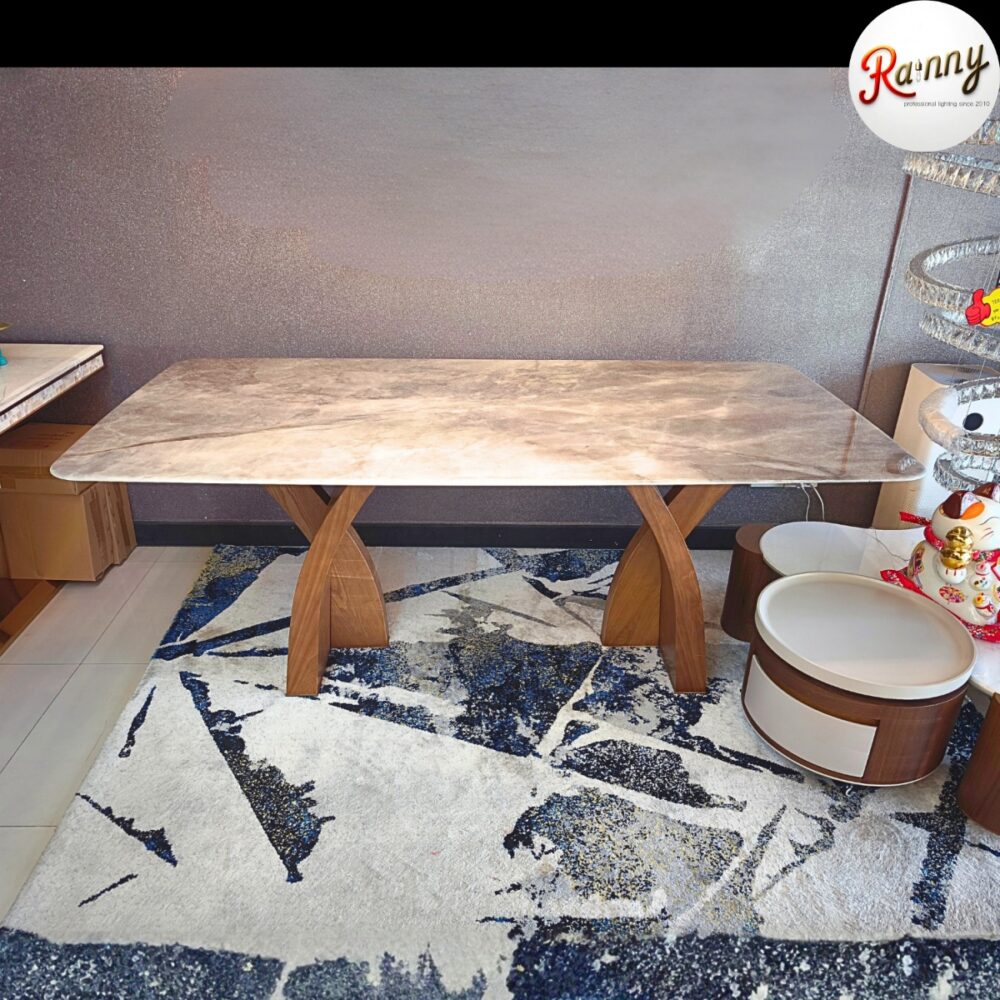 8.MW New200 โต๊ะอาหารหินอ่อน