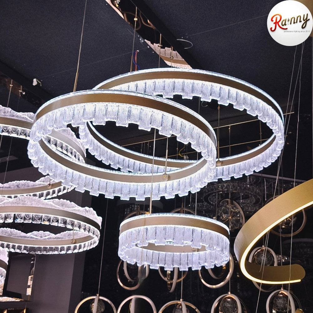 1.MO 078-468 Modern Lamp