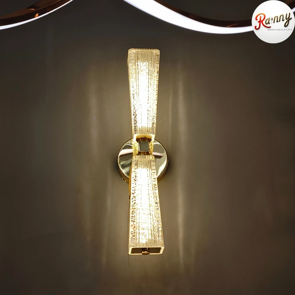 WL T32 Wall Lamp